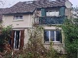 un pavillon d'habitation à Fosses (Val-d'Oise), mise à prix : 70 000 €